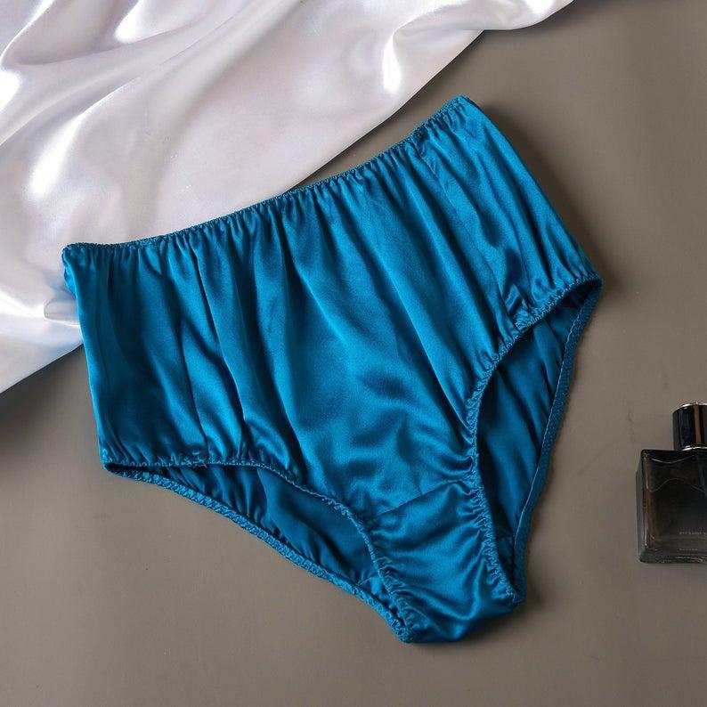 Pearl White Pure Mulberry Silk T-String Panties | Mid to High Waist | 22 Momme | Float Collection Product Image