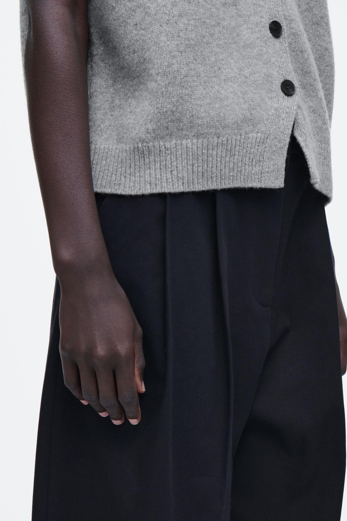 RELAXED COTTON WIDE-LEG PANTS Product Image