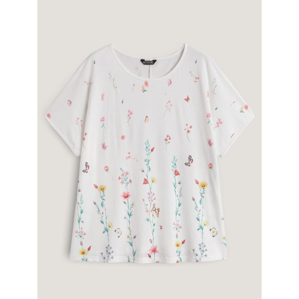 Plus Size Stretchy Floral Print Round Neck T-Shirt Originalwhite Women Non Natural Flowers Round Neck Loose Everyday-Casual T-shirts BloomChic 26/4X Product Image