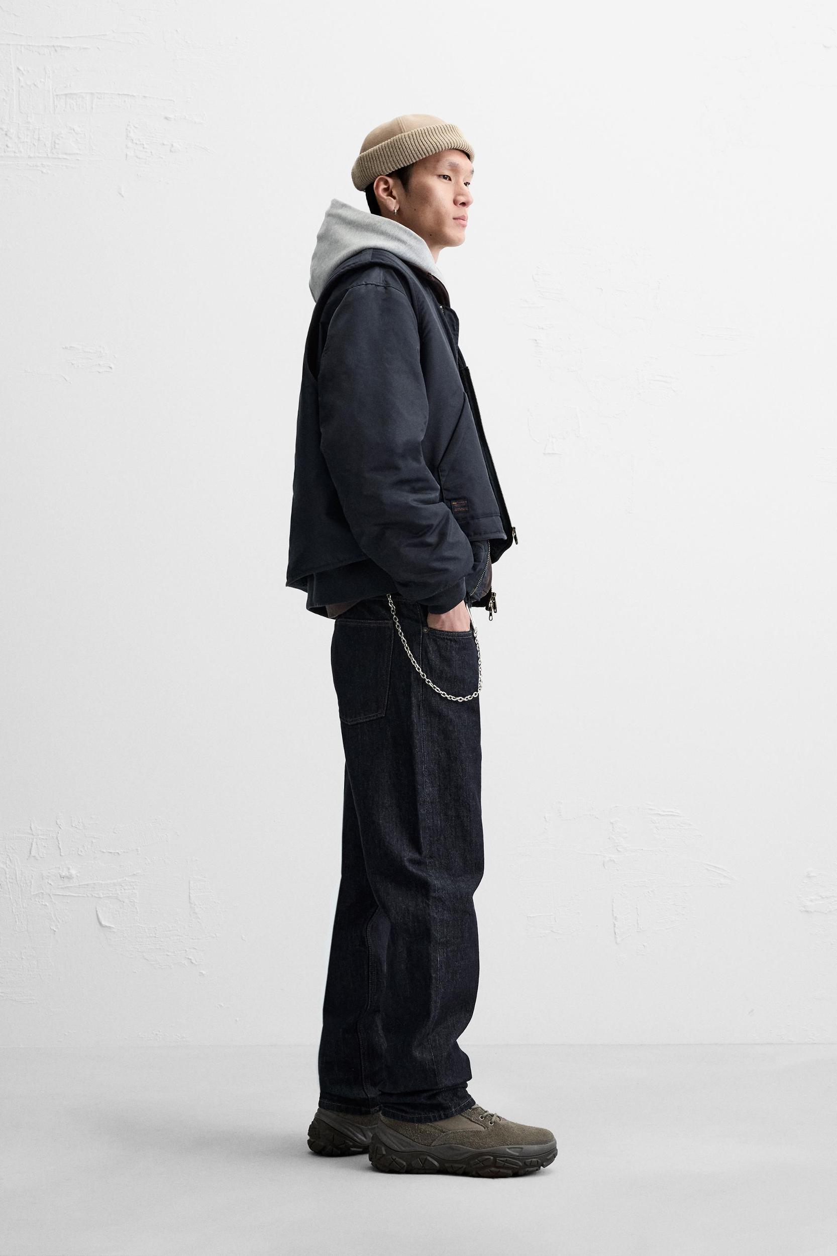 2 IN 1 BOMBER JACKET Product Image