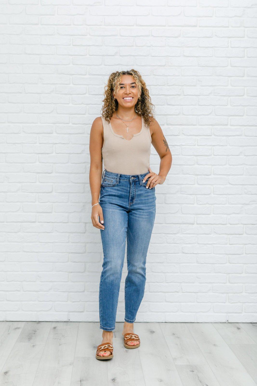 High Waist Slim Fit Jeans (Online Exclusive) Product Image