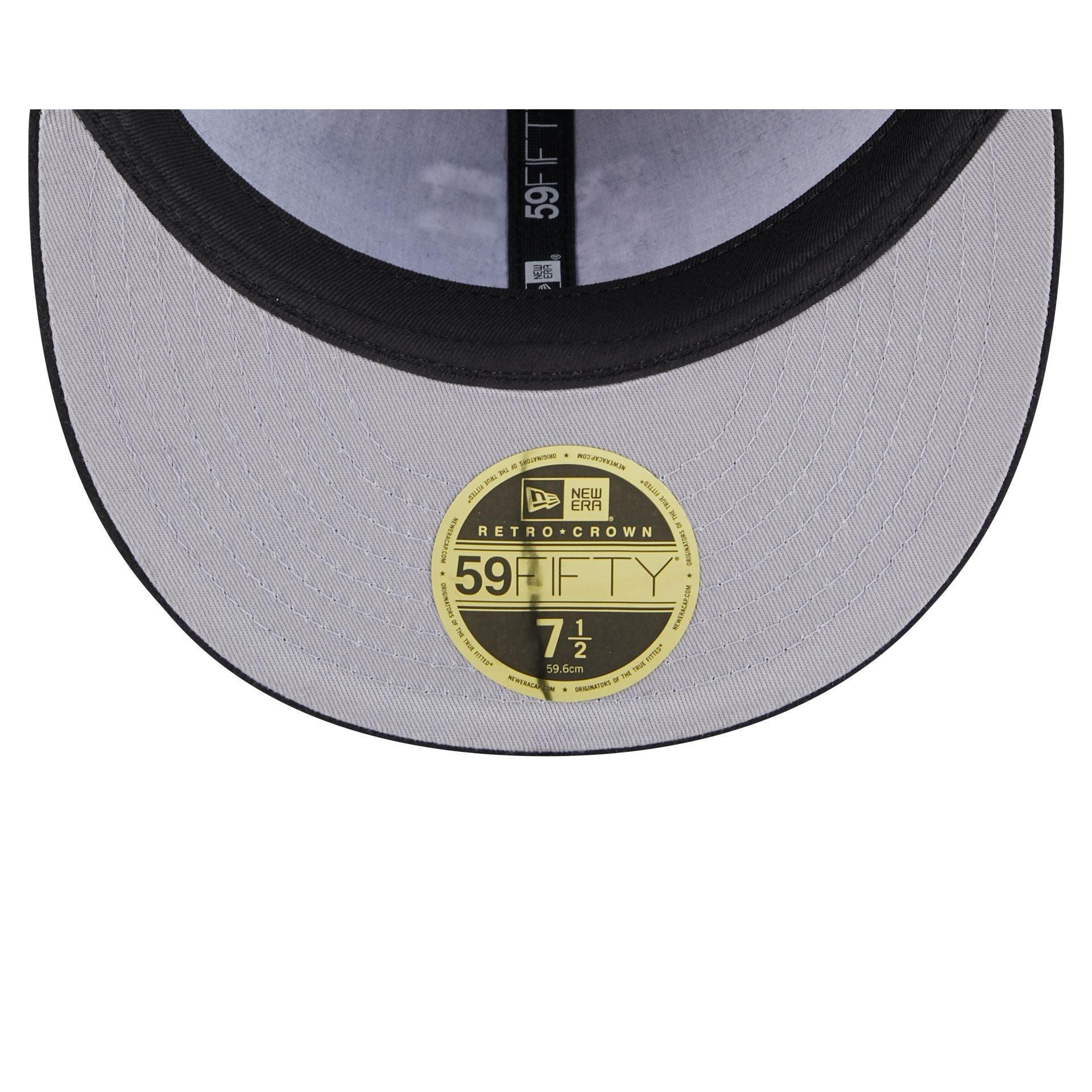 Cuban X Giants Flag Retro Crown 59FIFTY Fitted Hat Male Product Image