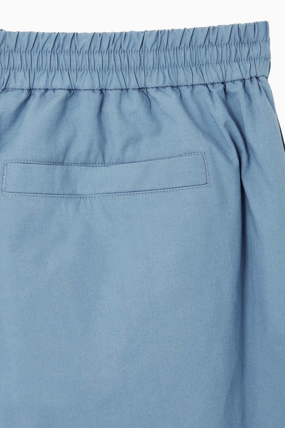 ELASTICATED COTTON SHORTS Product Image