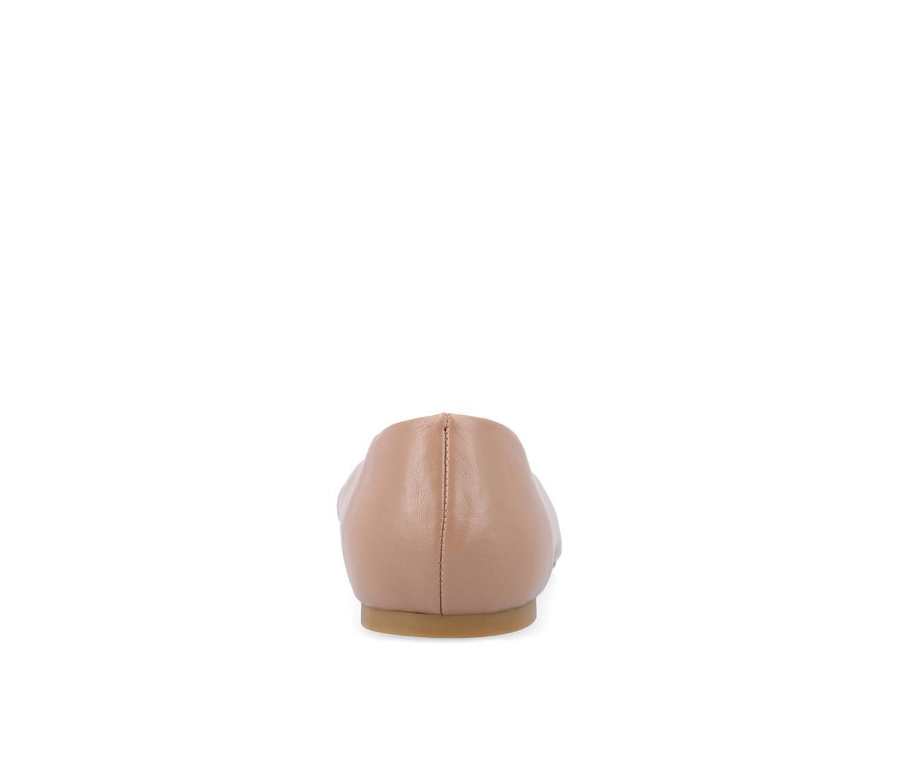 Women's Journee Collection Zimia Flats Product Image