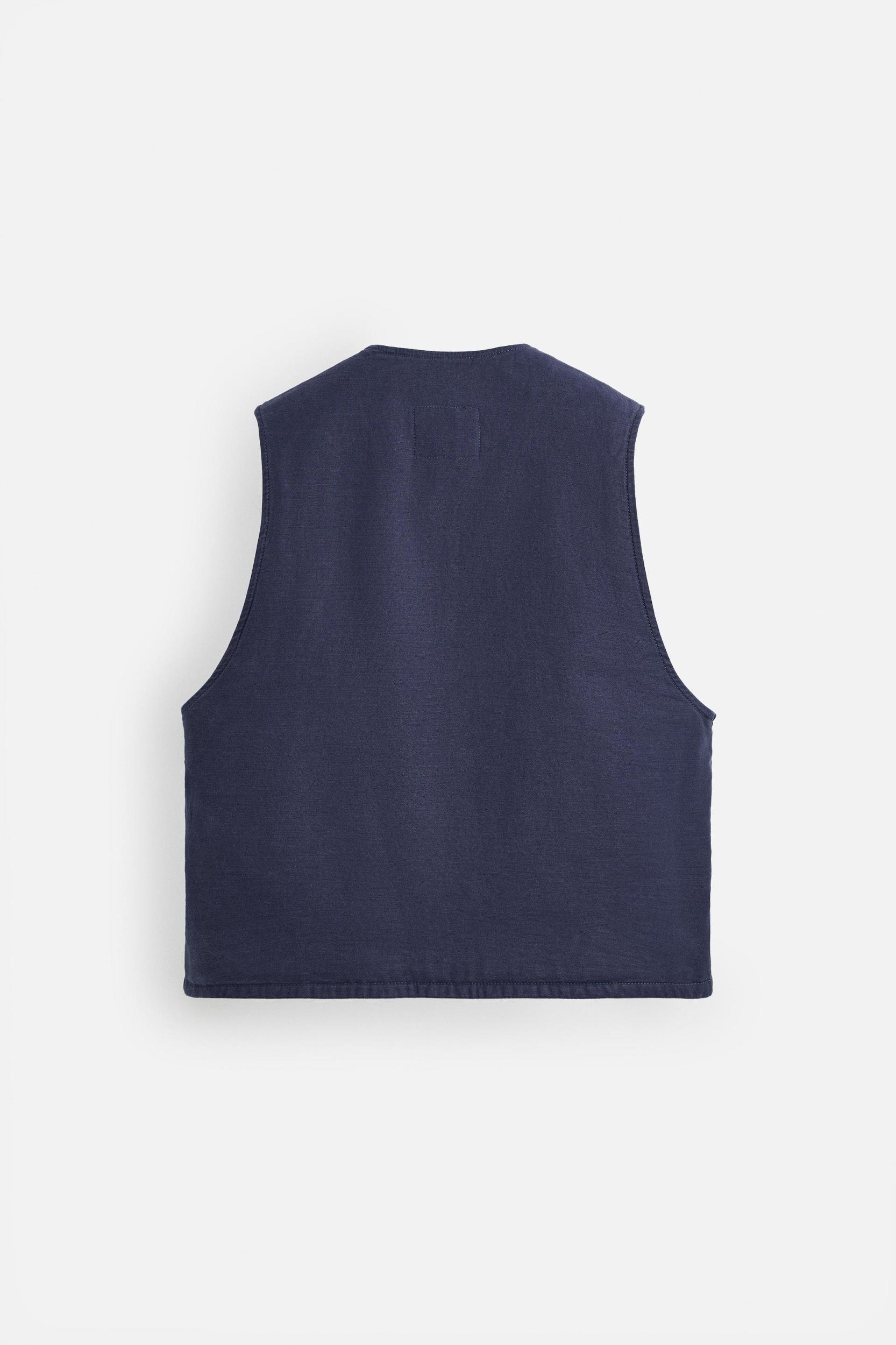 RELAXED FIT ZIP-UP VEST Product Image