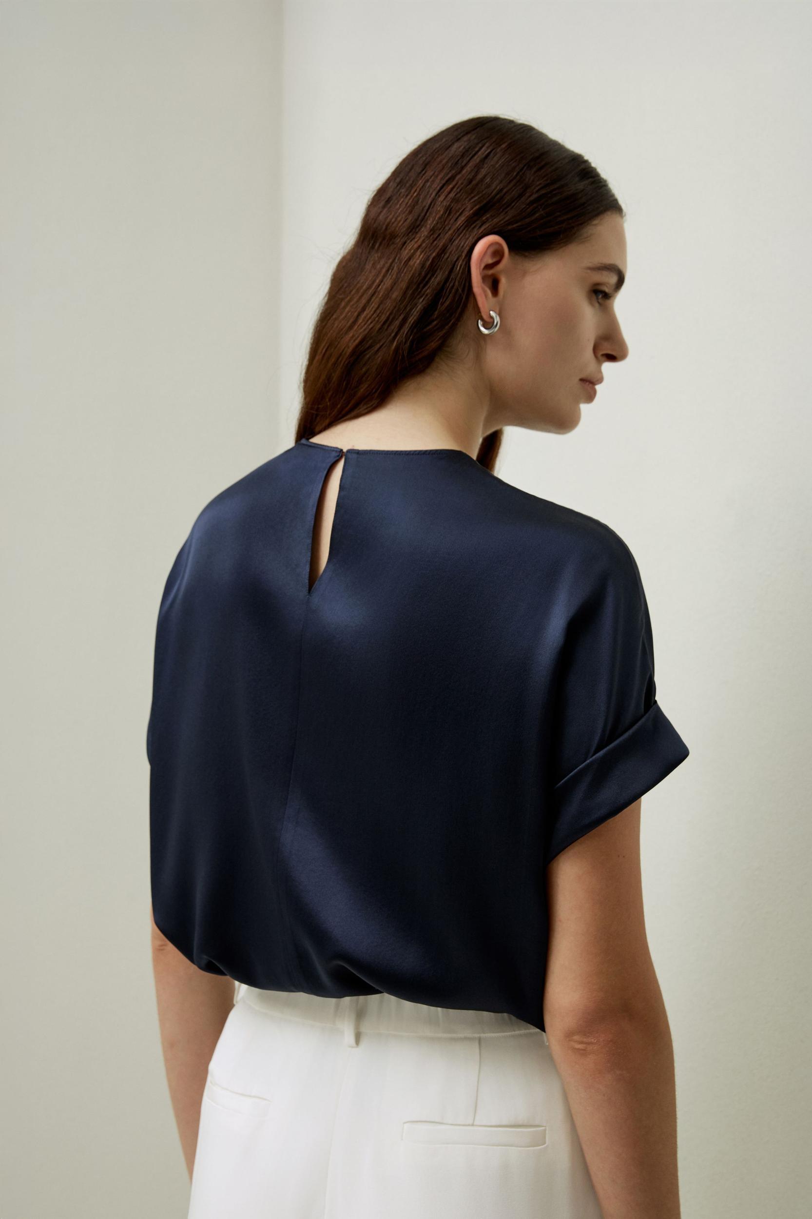 Obliuque Sleeves Round Neck Silk Tee Product Image