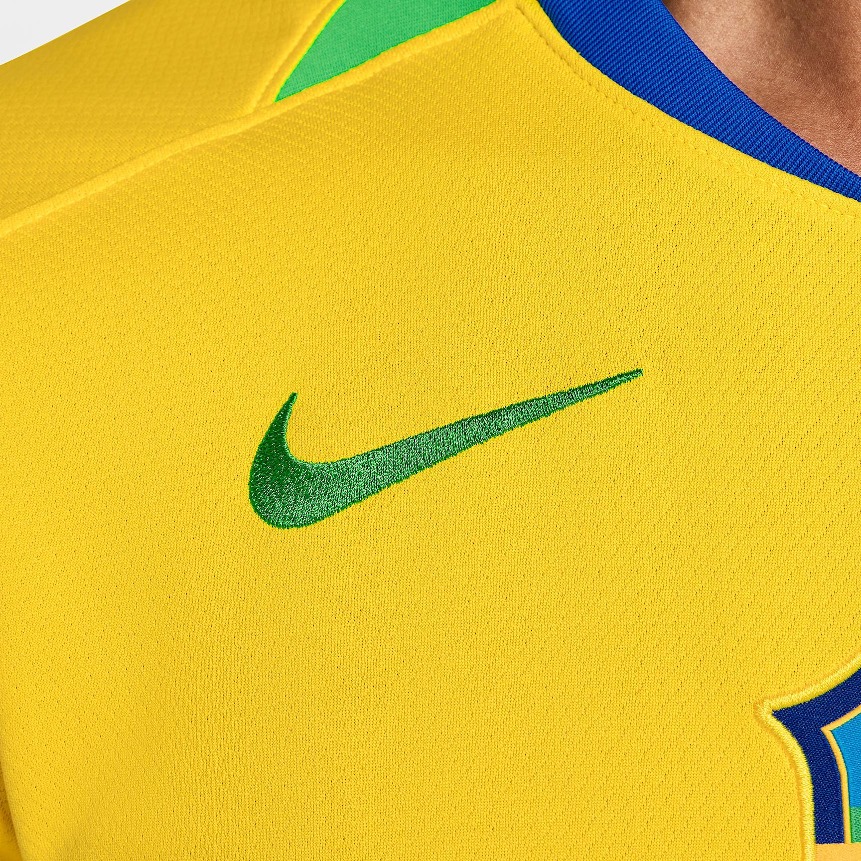 Brazil 2025 Stadium Home (Team) Nike Men's Dri-FIT Soccer Replica Jersey Product Image