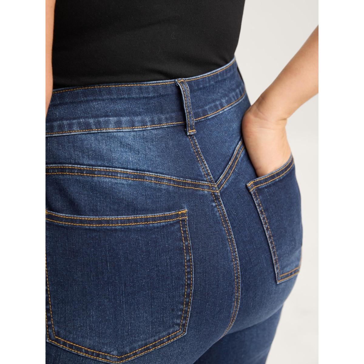 Plus Size Stretchy Butt-Lifting Skinny-Fit Jeans Women Midblue High stretch Slanted pocket Jeans BloomChic 30/6X Product Image