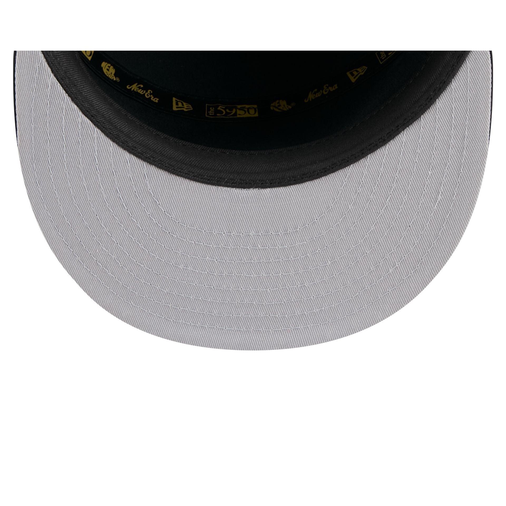 New England Patriots Basic Black on Black 9FIFTY Snapback Male Product Image
