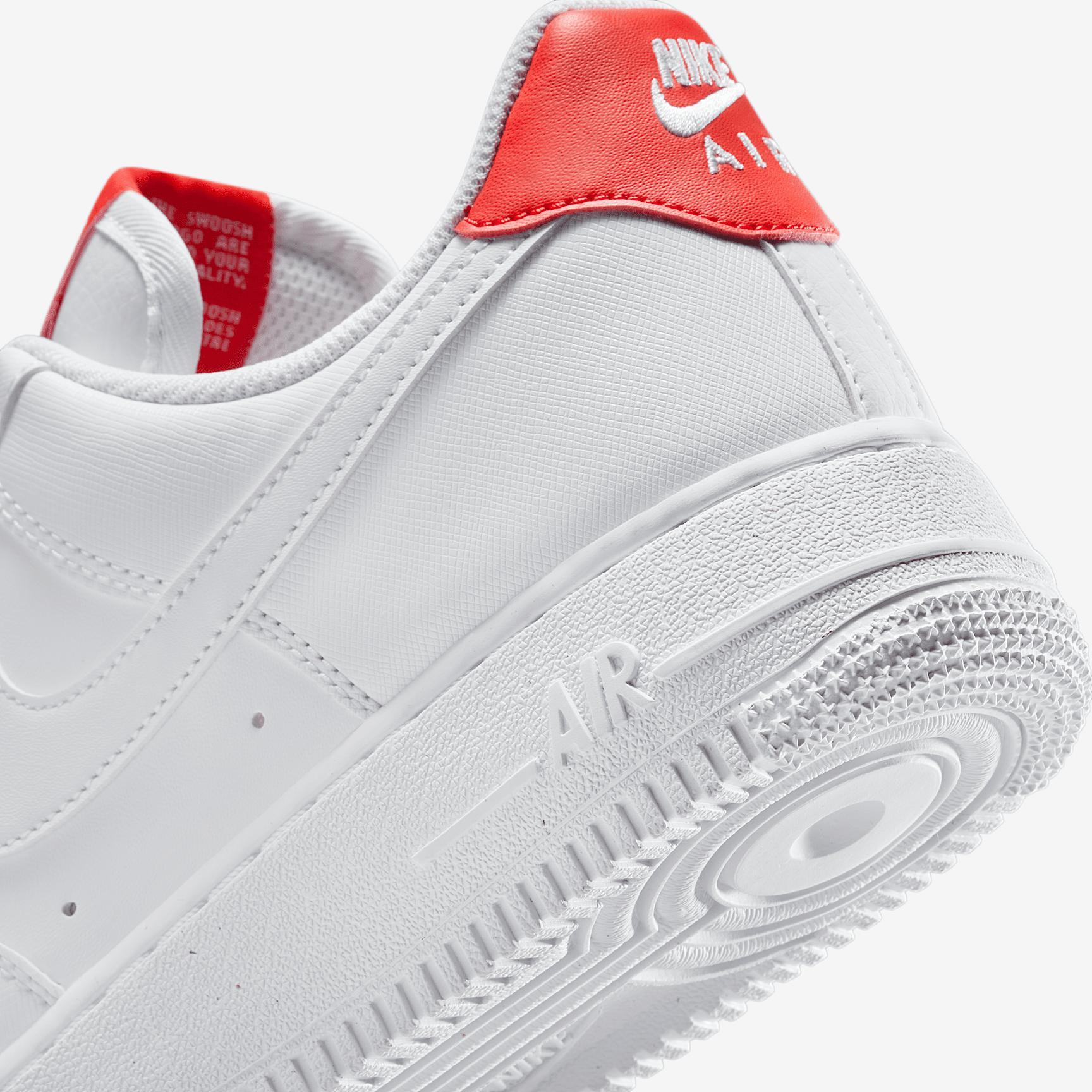 Nike Women's Air Force 1 '07 Shoes Product Image