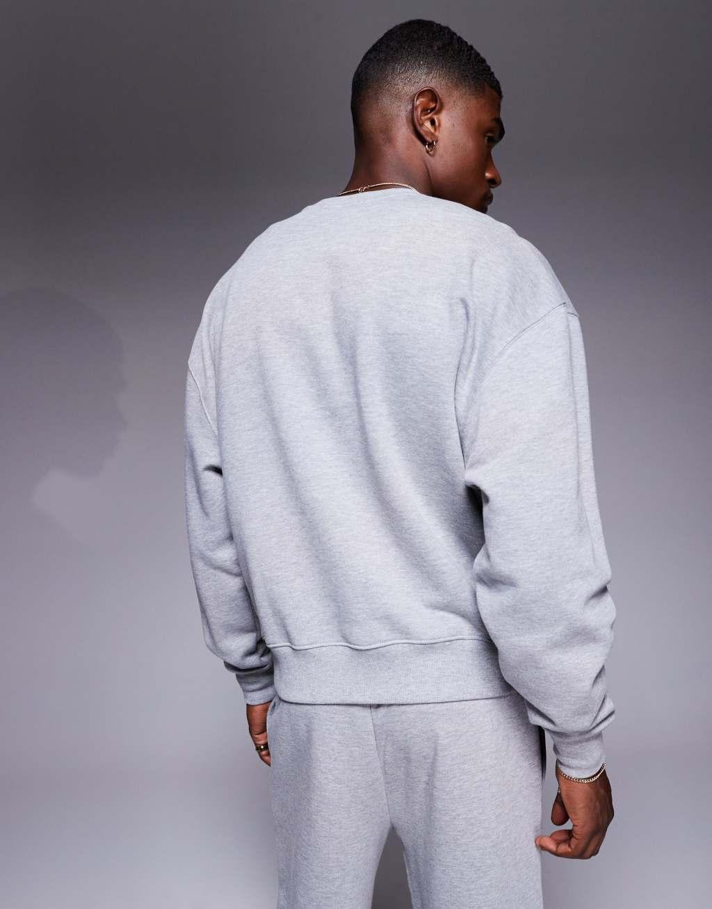 4505 cropped boxy cotton training sweatshirt with quick dry finish in heather gray  Product Image