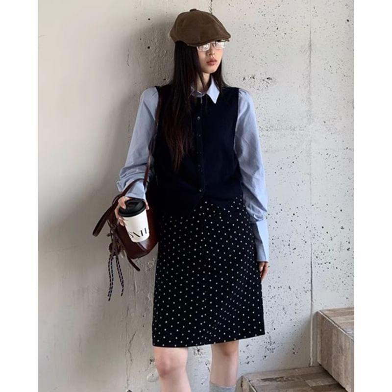 High Waist Dotted Mini Skirt Product Image