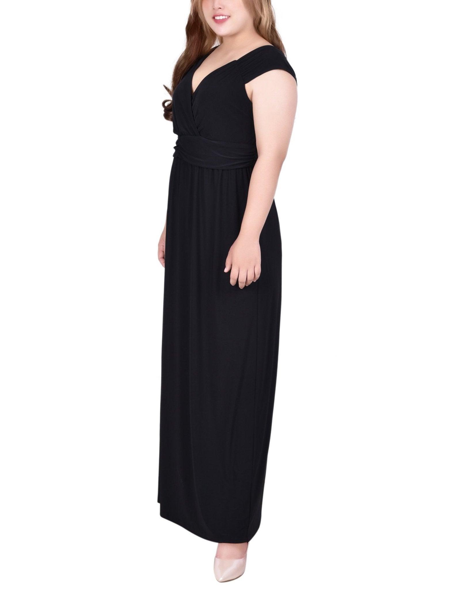 Black Ruched Empire-Waist Maxi Dress - Plus Product Image