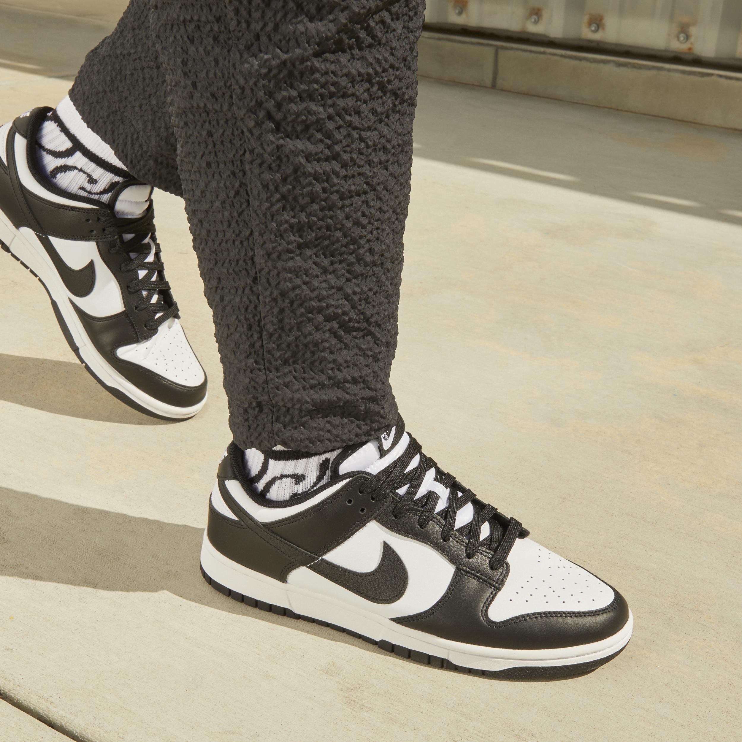 Nike Dunk Low Retro sneakers Product Image