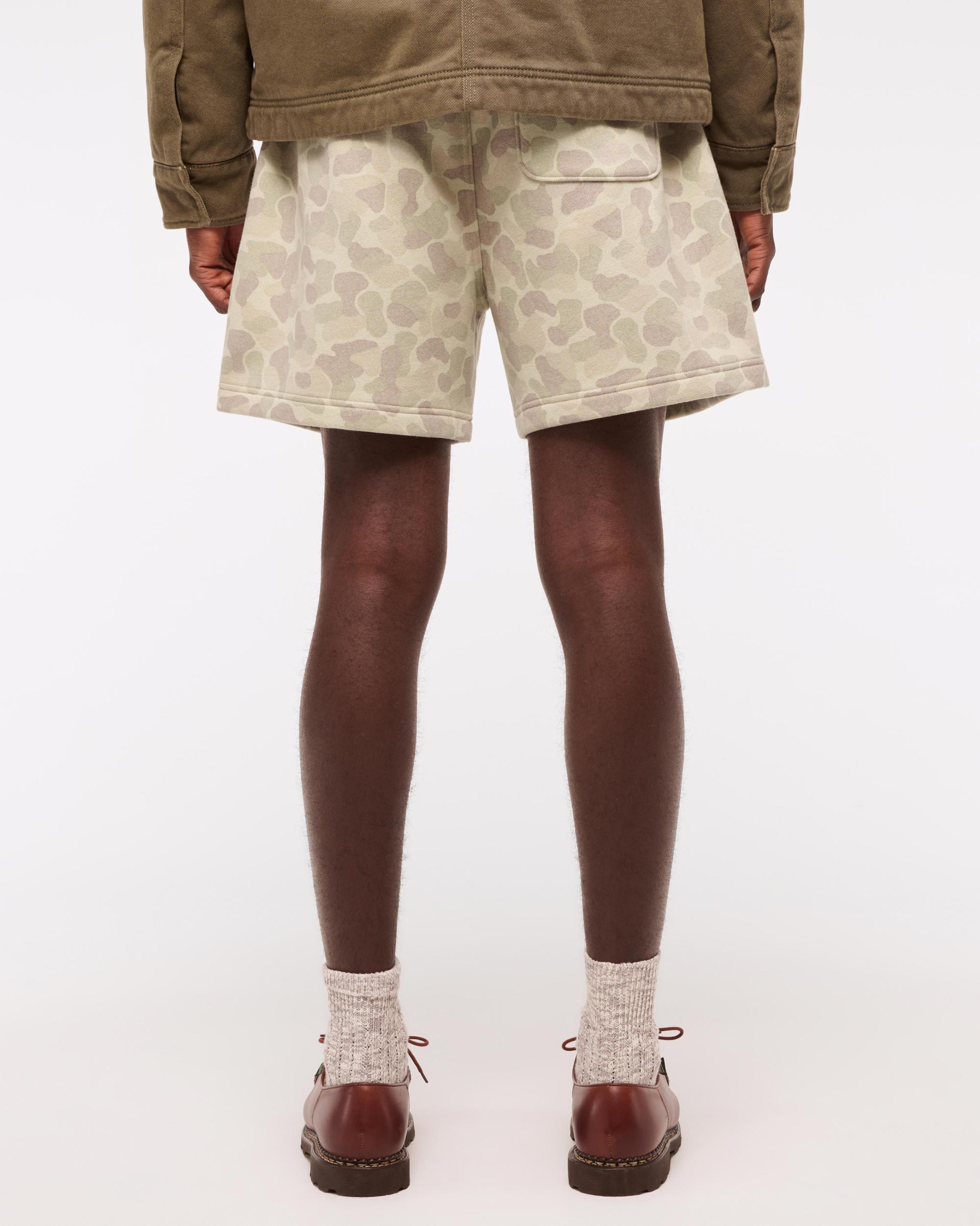 Essential Short Product Image
