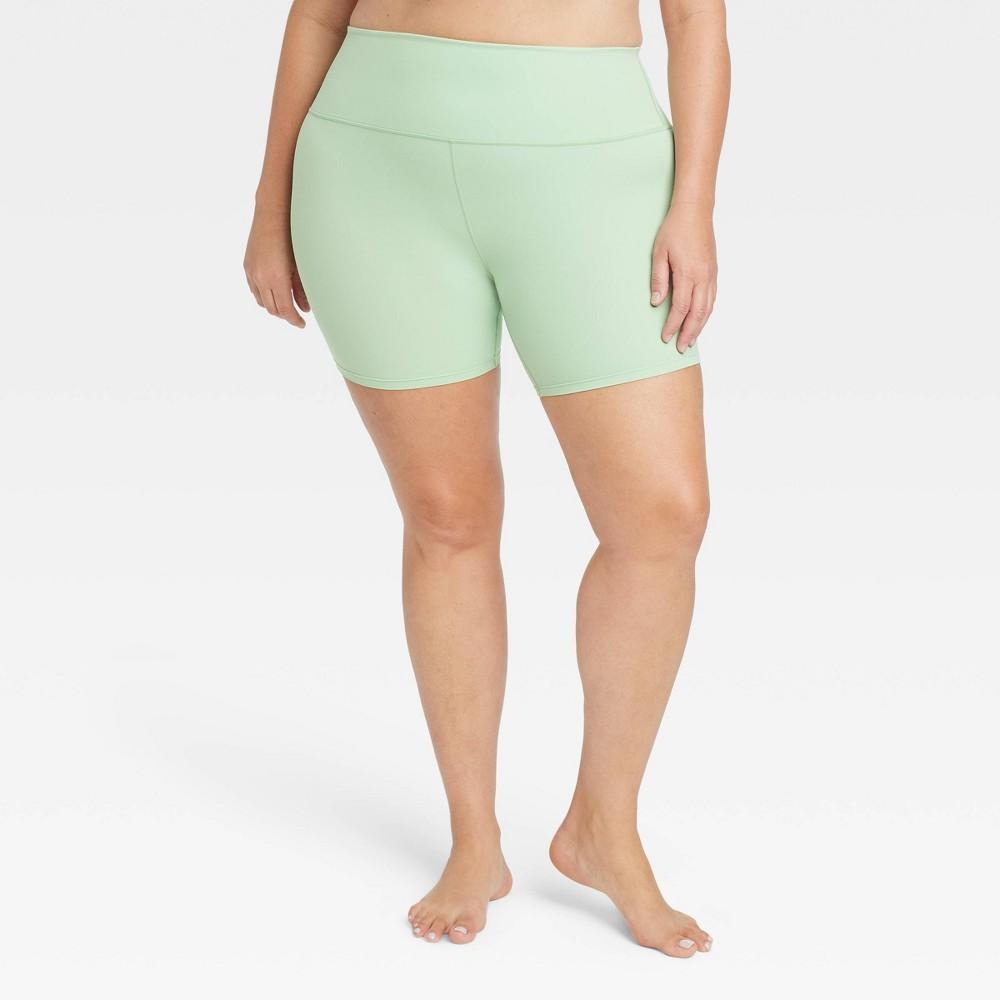 Womens Everyday Soft Ultra High-Rise Bike Shorts 6 - All In Motion Black XL: Moisture Wicking, Quick Drying Product Image