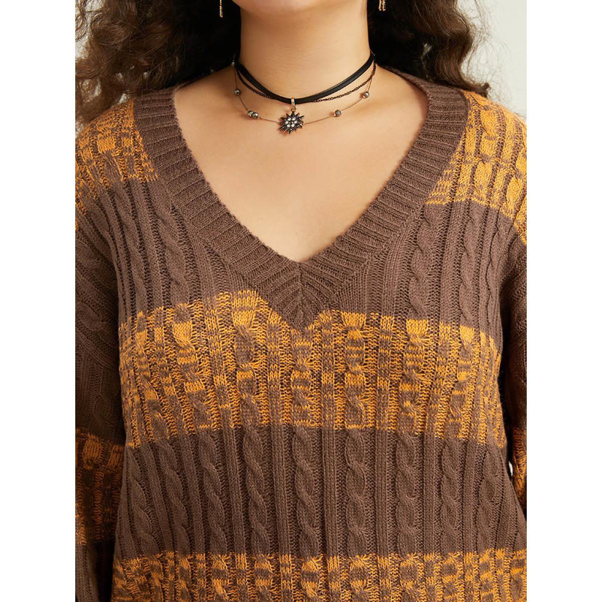 Plus Size Halloween Colorblock Plisse Split Side Pullover Bronze Women Casual Loose Long Sleeve V-neck Festival-Halloween Pullovers BloomChic 26/4X Product Image