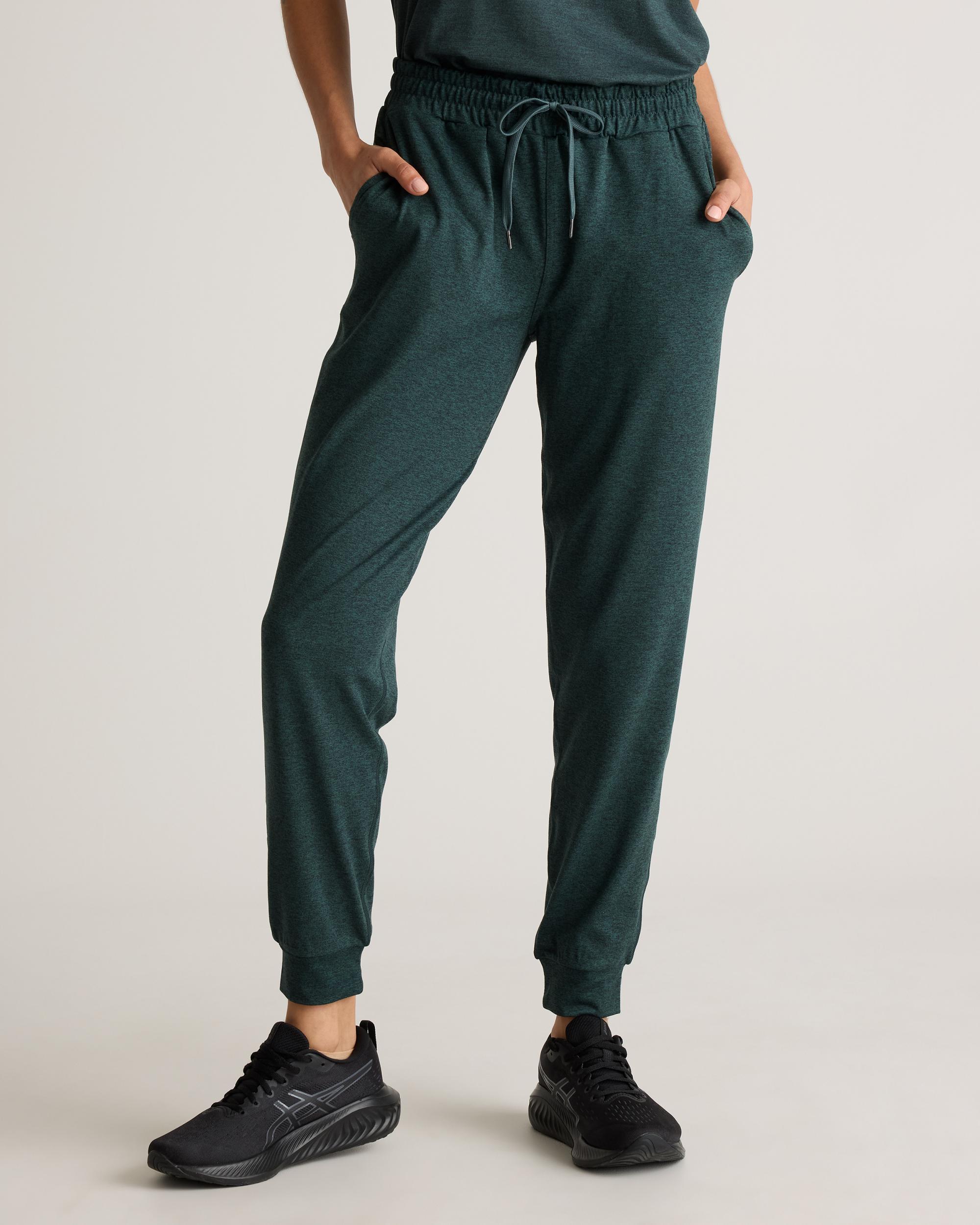 Quince | Women's Super Soft Performance Joggers Flowknit Activewear, Recycled Polyester, Size XS, Recycled Poly with Stretch Product Image