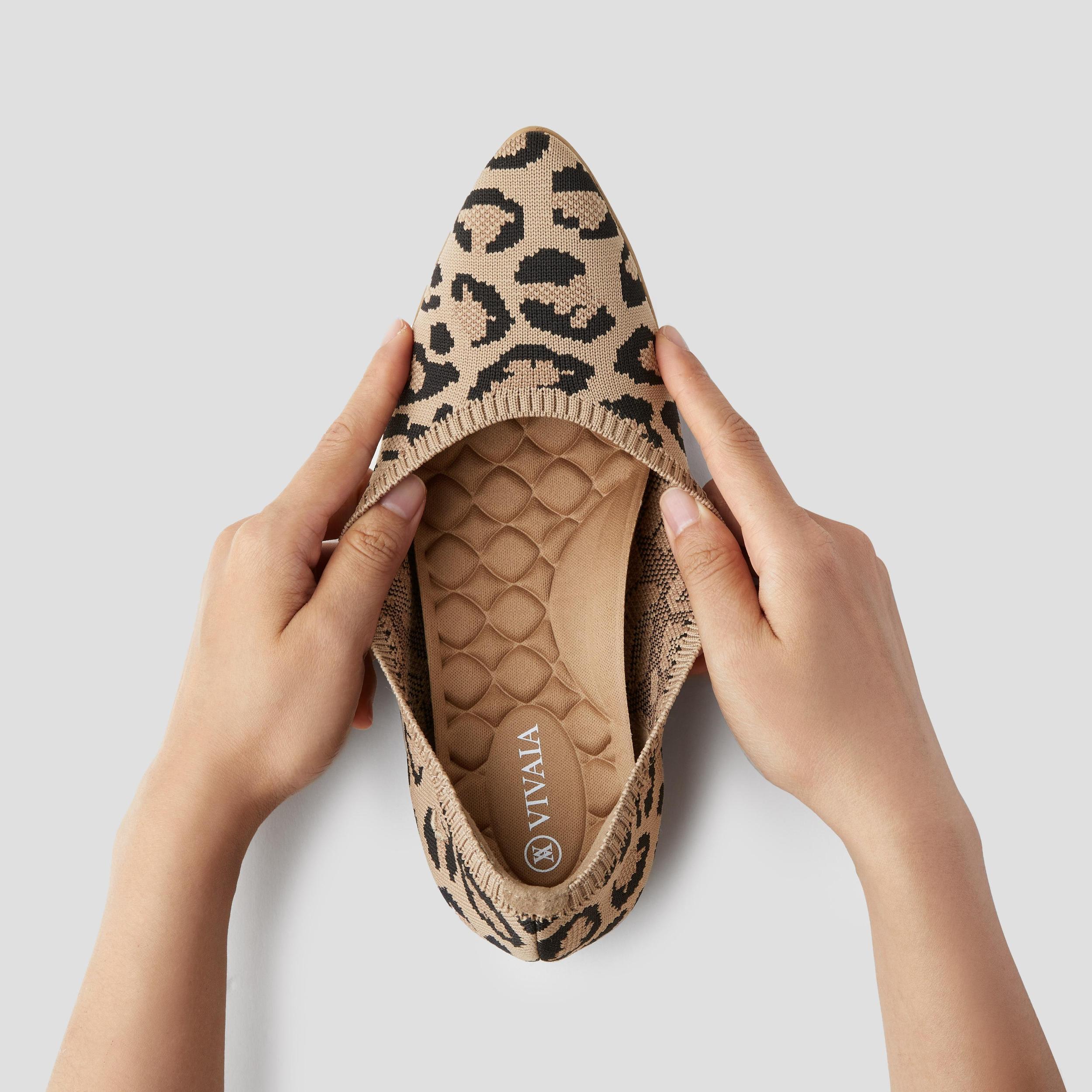 Lightweight Pointed-Ballet Flats (Aria Walker) Product Image