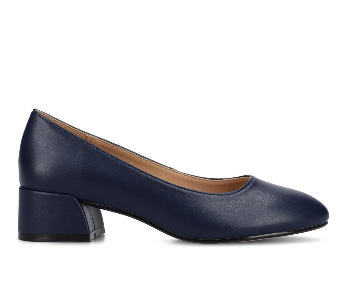 Women's Journee Collection SaarII Pumps Product Image