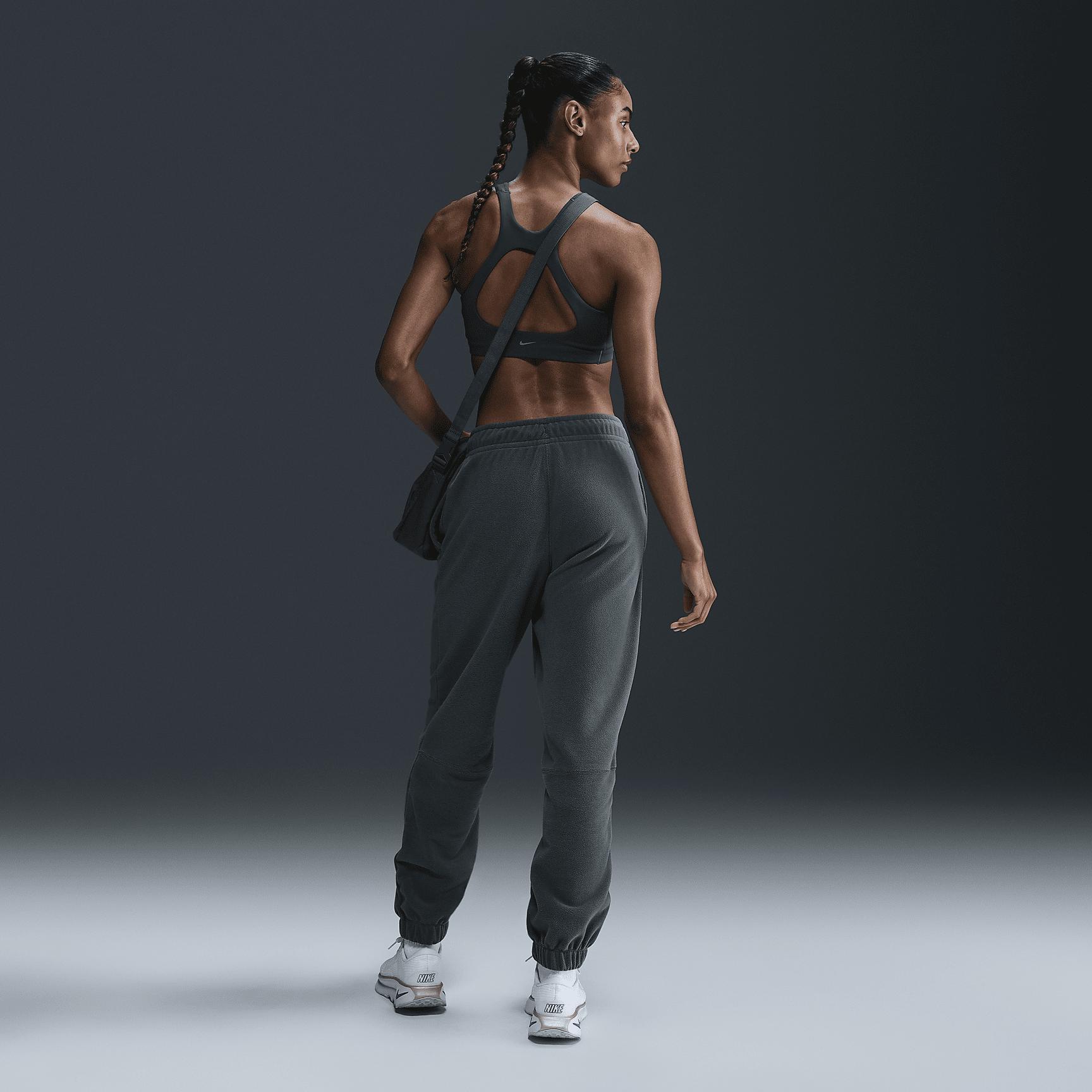 Nike Therma-FIT One Women's Loose Fleece Pants Product Image