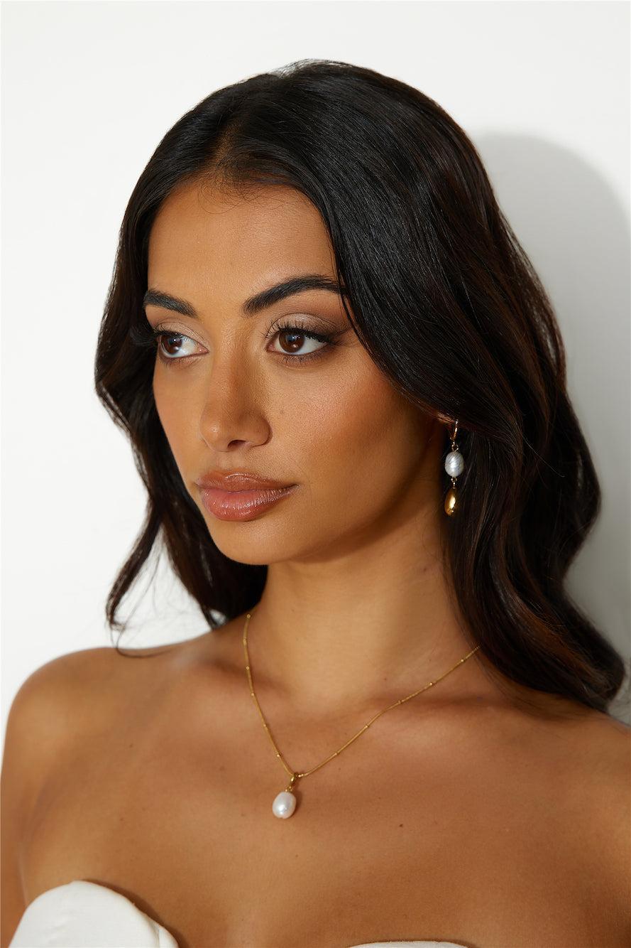 18k Gold Plated Statement Pearl Necklace Gold Product Image