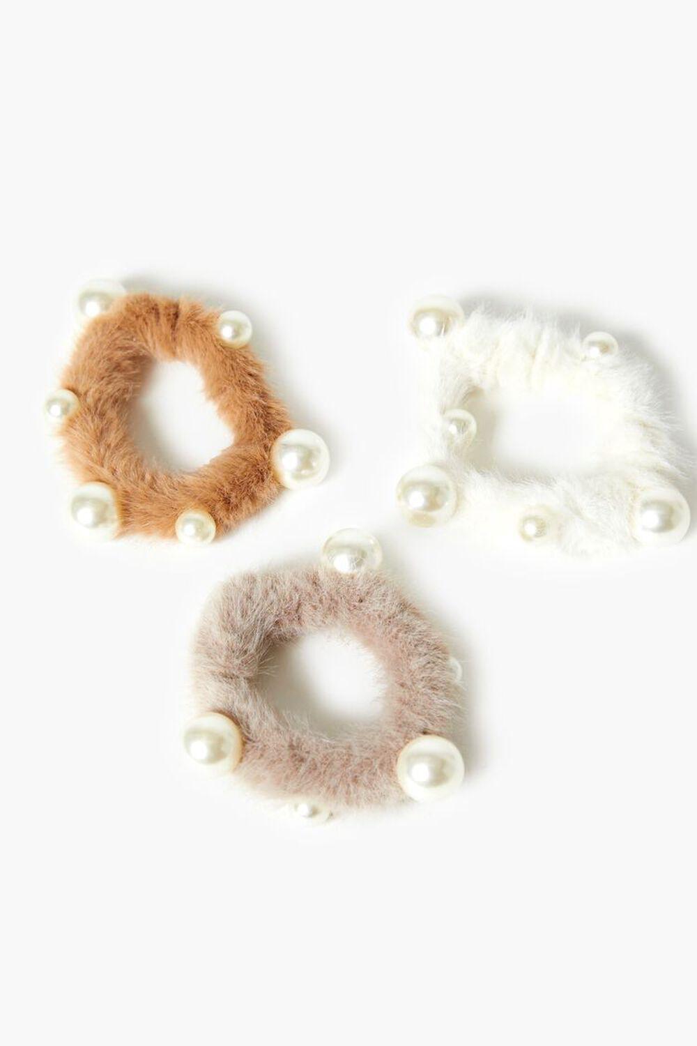 Faux Fur & Pearl Scrunchie Set | Forever 21 Product Image