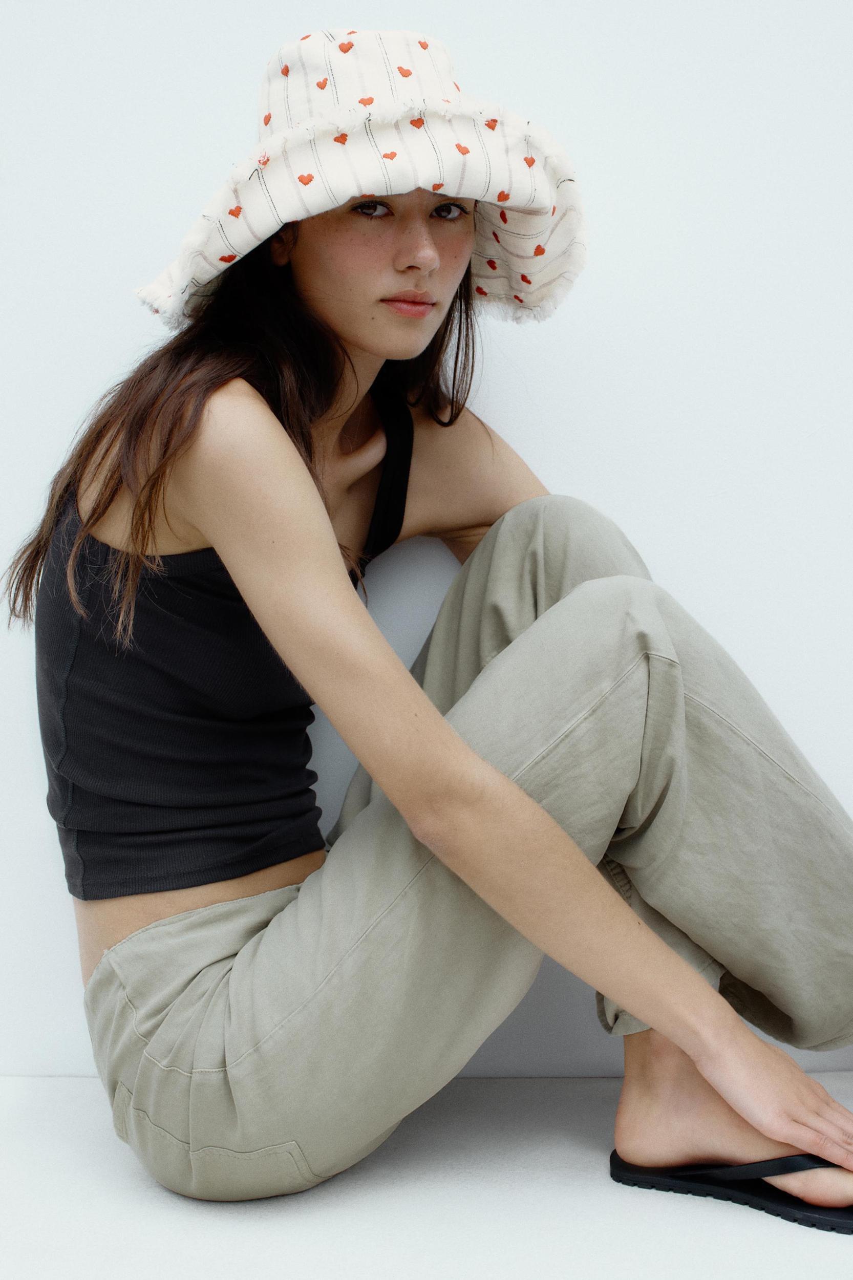 STRIPED HEART EMBROIDERED BUCKET HAT Product Image