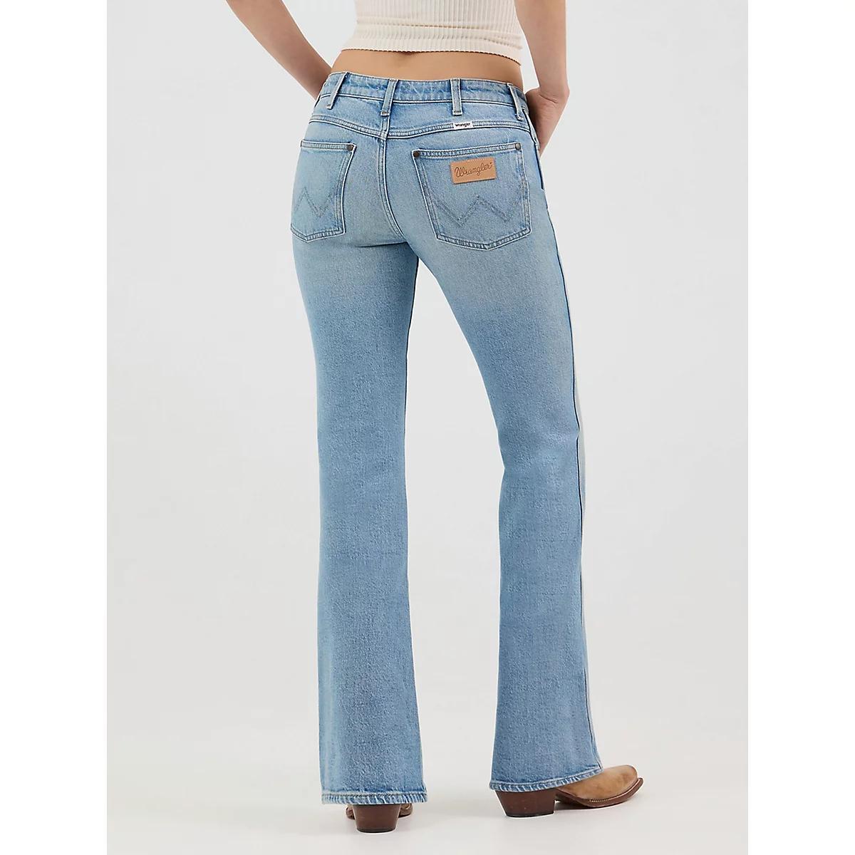 Women's Bootcut Jean in Golden Days Product Image