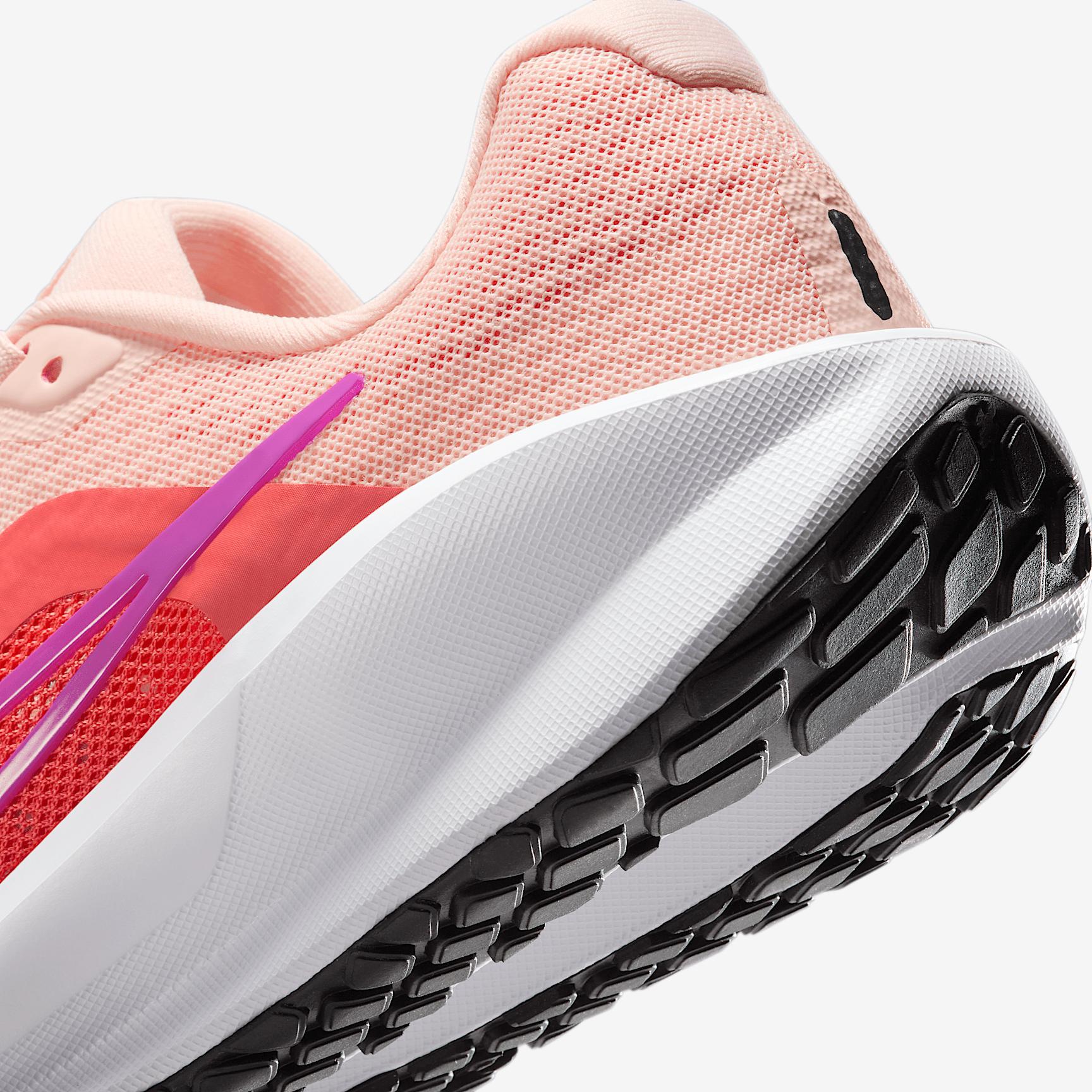Nike Downshifter 13 Women's Road Running Shoes Product Image