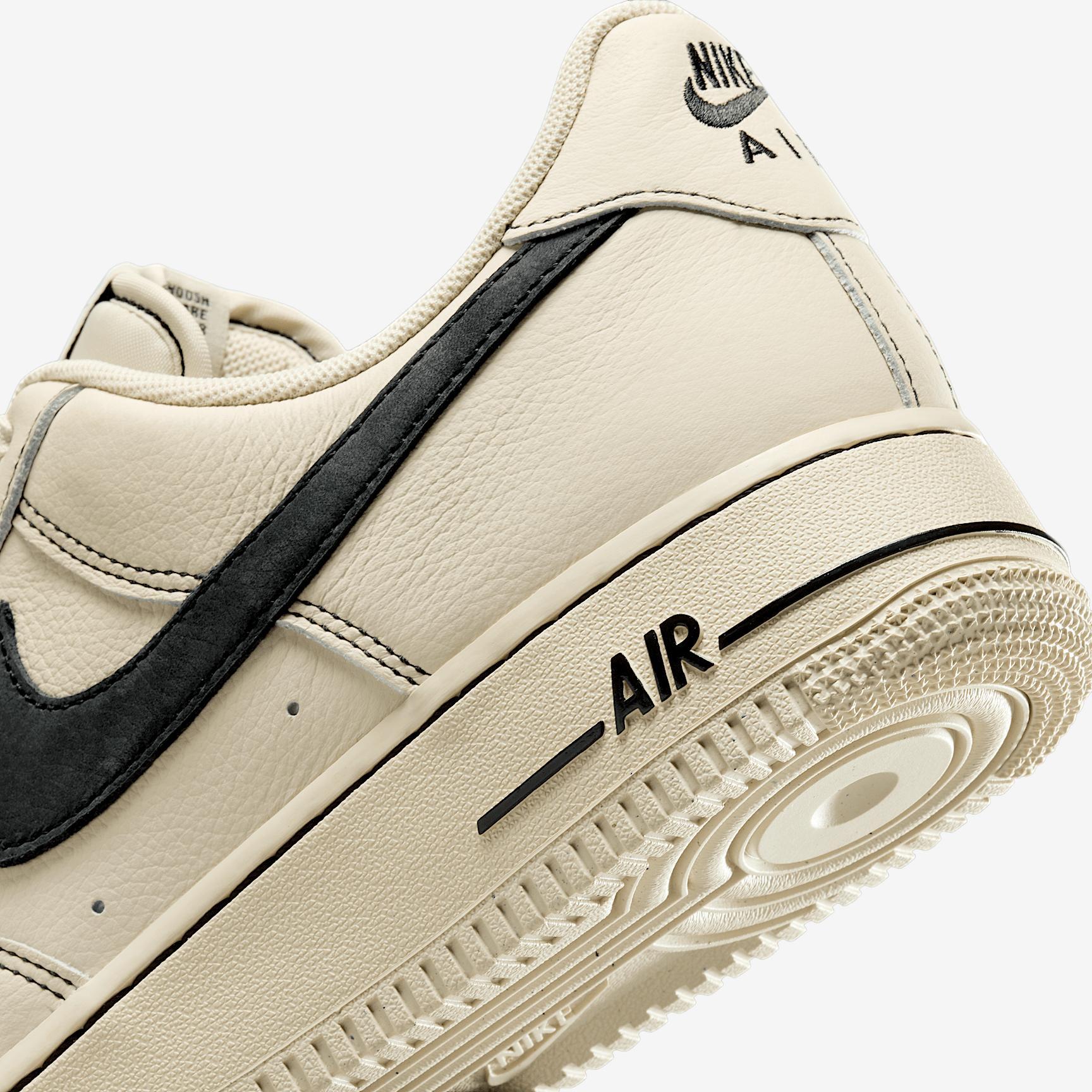Nike Men's Air Force 1 '07 LV8 Shoes Product Image