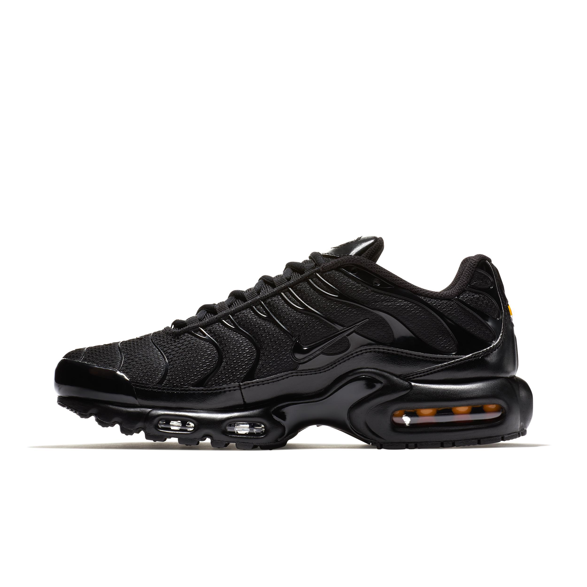Nike Men's Air Max Plus Shoes Product Image