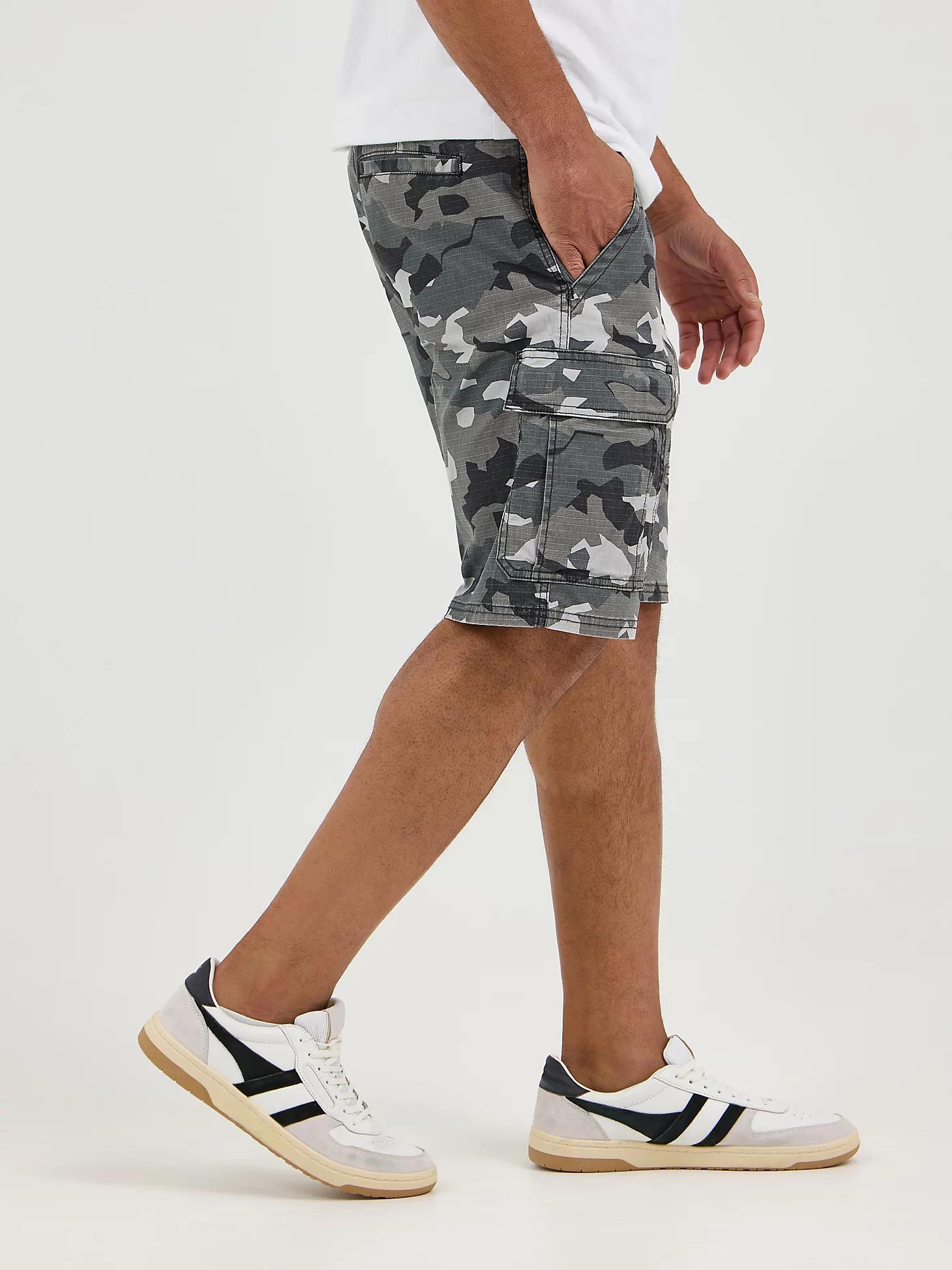 Men's Five Star Premium Cargo Short | Men's SHORTS | Wrangler® Product Image
