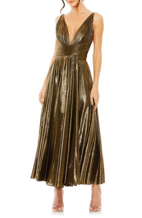 Womens Sleeveless V-Neck Pleated Midi-Dress Product Image