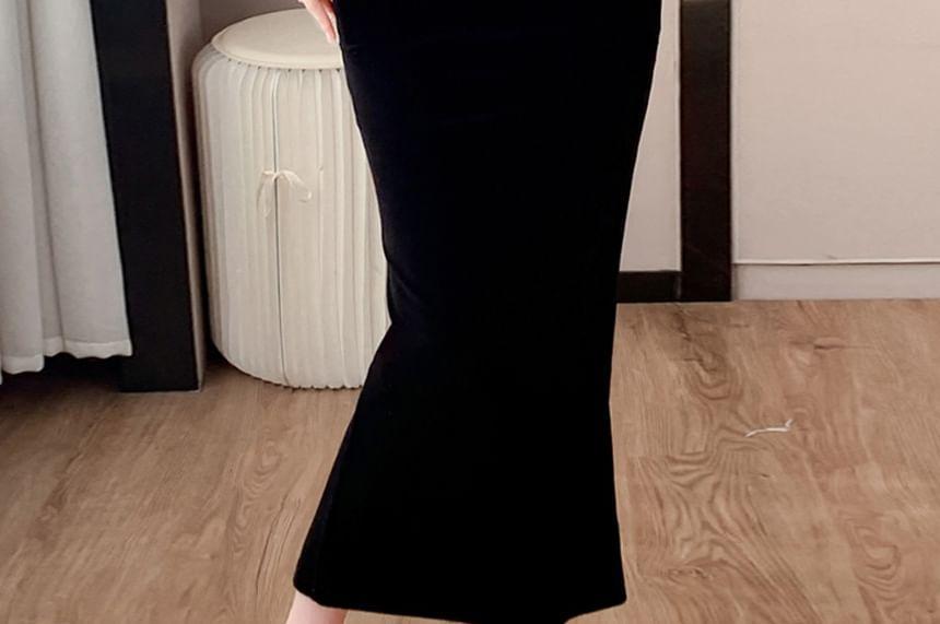 Long-Sleeve Floral Paneled Velvet Bodycon Dress (Various Designs) Product Image