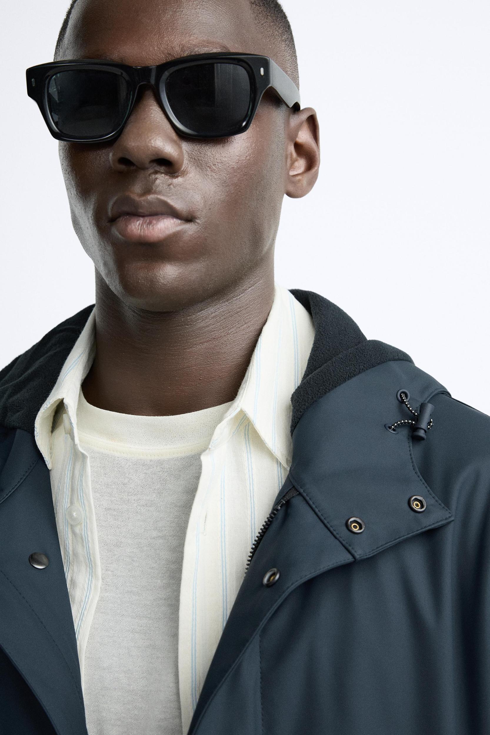 HOODED RUBBERIZED PARKA Product Image