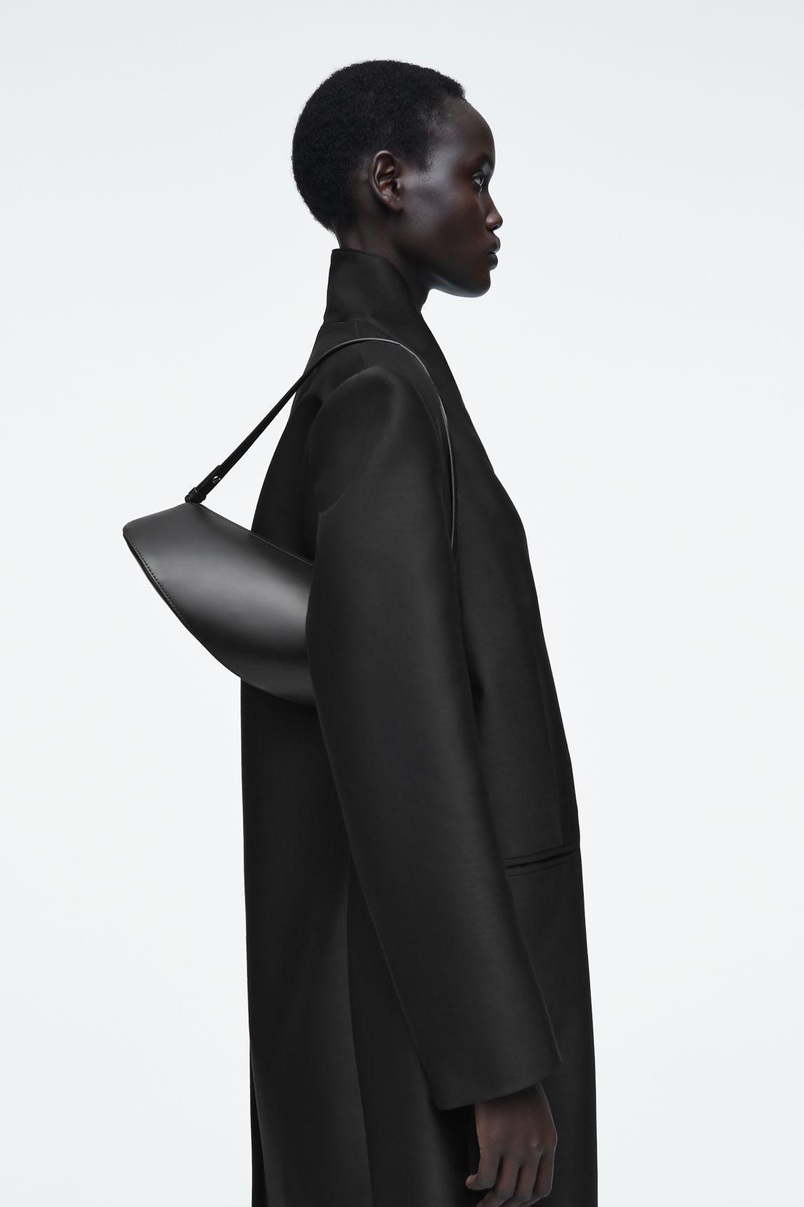 COVE CLUTCH BAG - LEATHER Product Image