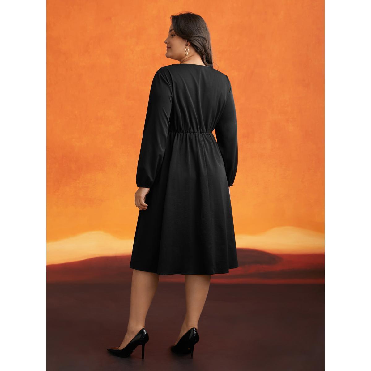 Plus Size Black And White Pleated Ribbon Midi Dress Black Women Cocktail Contrast Party Curvy Bloomchic 18-20/2X Product Image