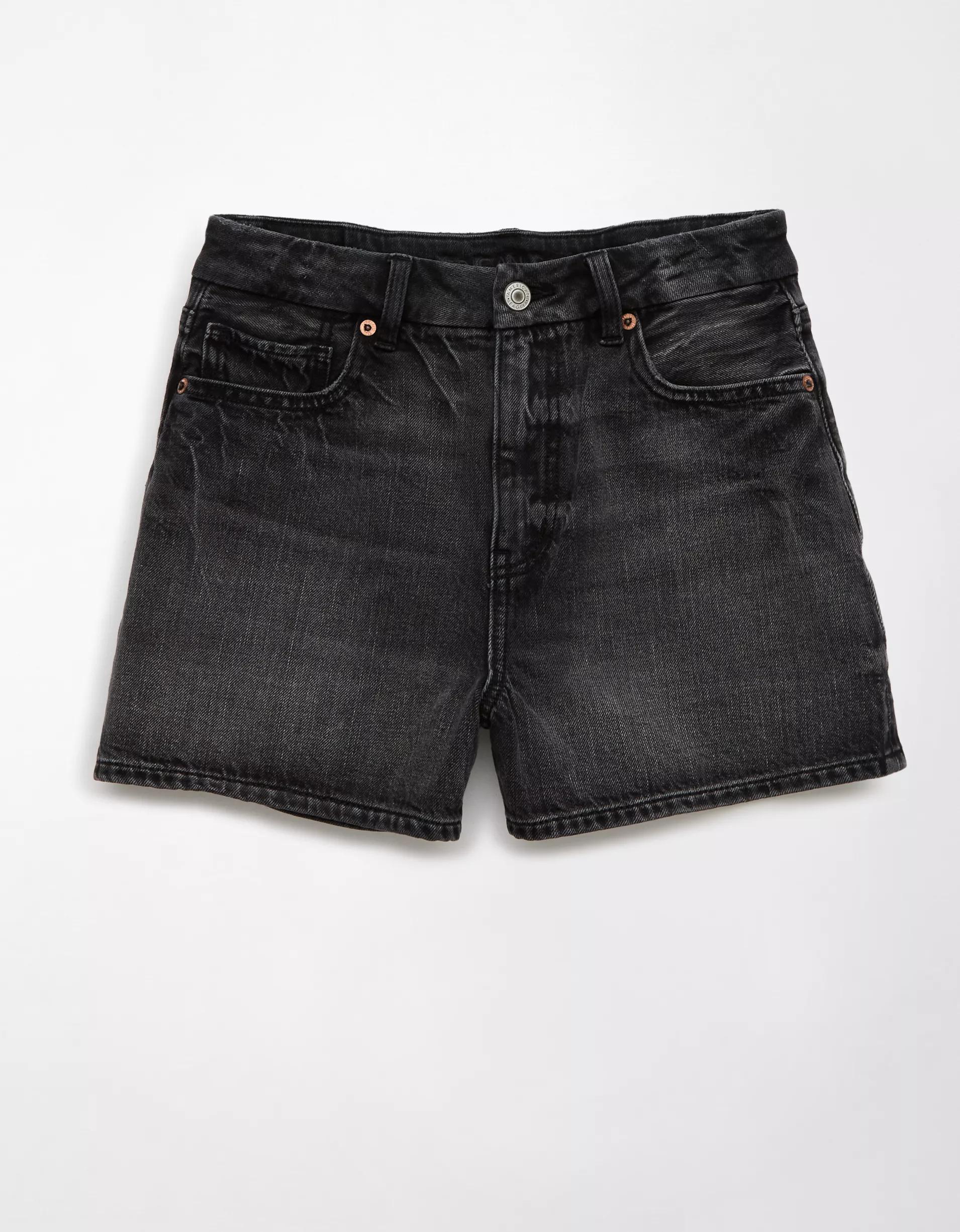 AE Strigid Curvy Denim Mom Short Product Image