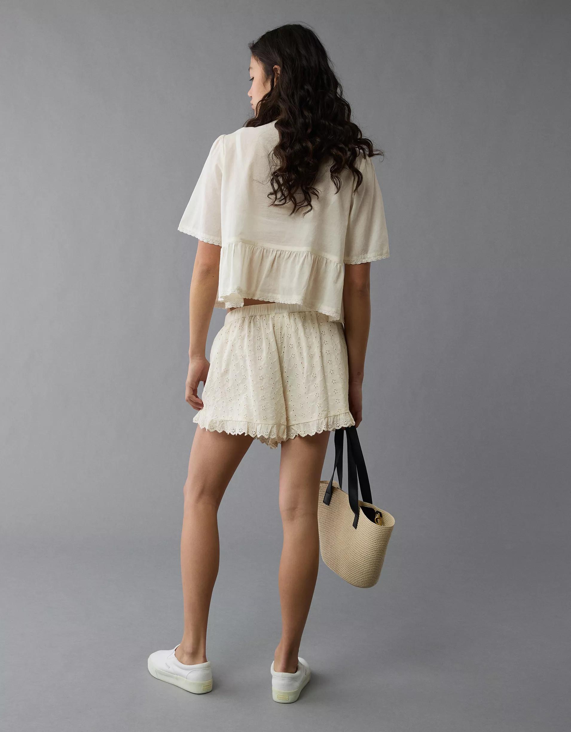 AE High-Waisted Eyelet Ruffle Short Product Image