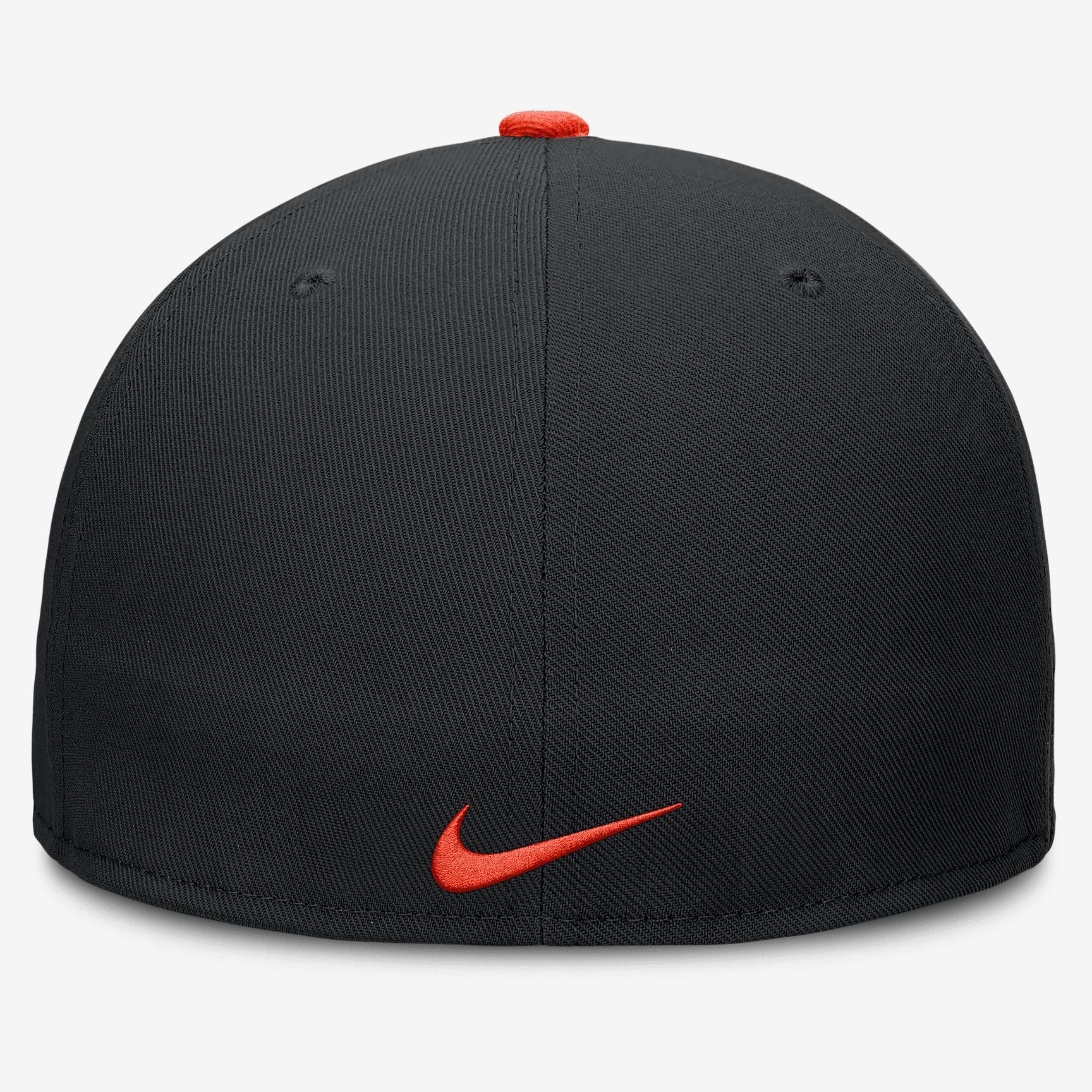Miami Marlins City Connect True Men's Nike Dri-FIT MLB Fitted Hat Product Image