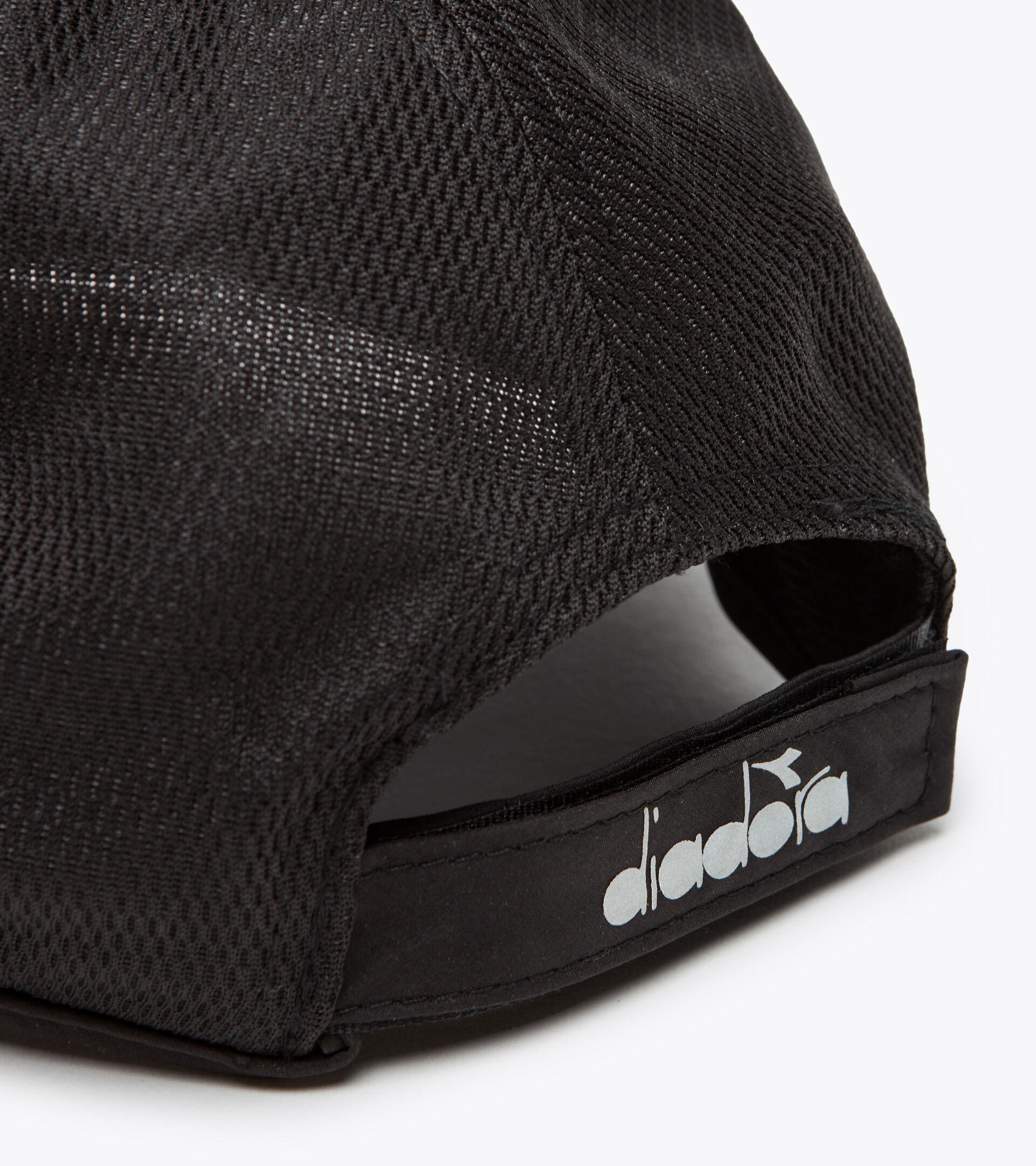 RUNNING CAP Product Image