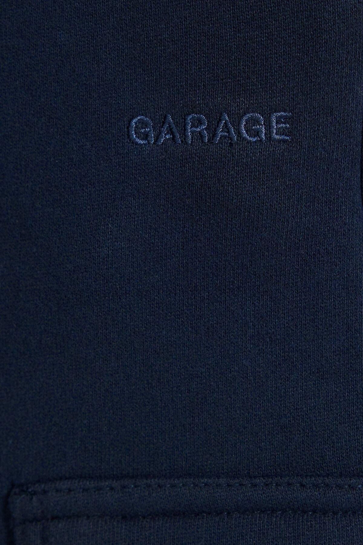 UltraFleece Baggy Cargo Sweatpants Product Image