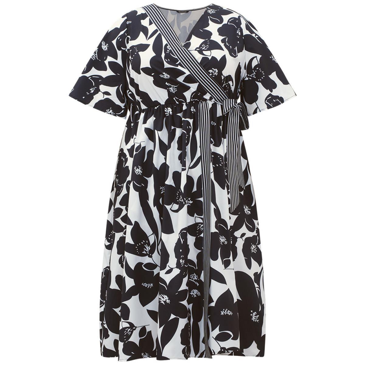 Plus Size Striped & Floral Print Pocket Bowknot Patchwork Dress White Women Office Printed V-neck Short sleeve Curvy Midi Dress BloomChic 18-20/2X Product Image