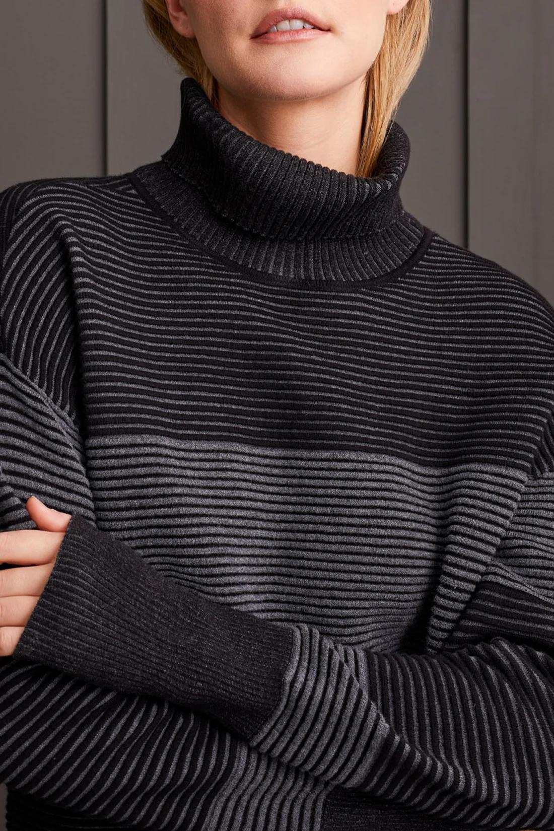 TWO-TONE OTTOMAN TURTLENECK TUNIC SWEATER 0 out of 5 star rating Product Image