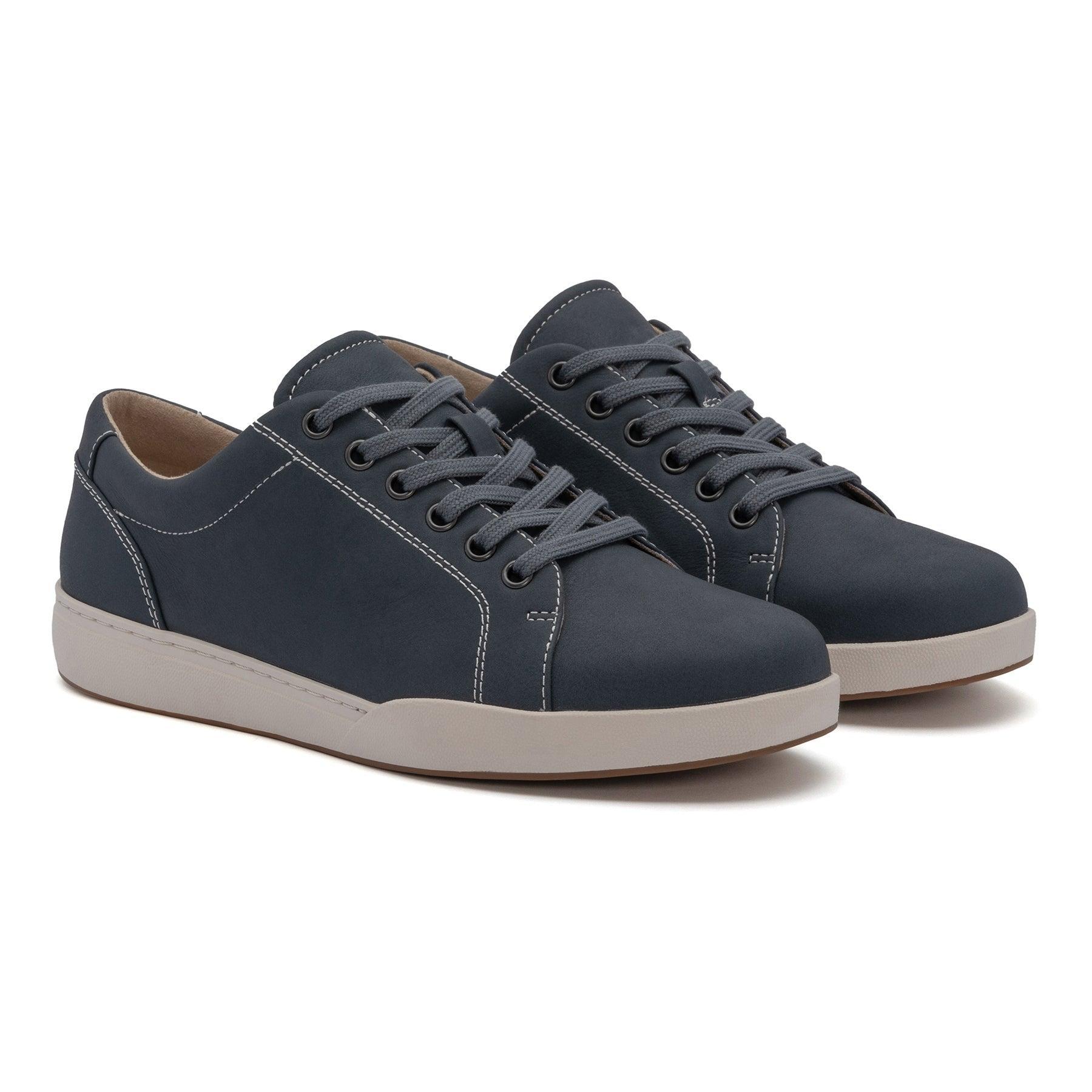 Encore Sneaker Product Image