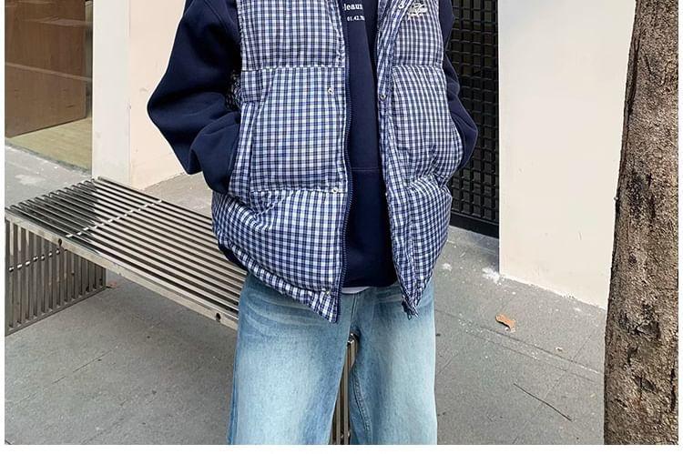Plaid Zip Puffer Vest Product Image