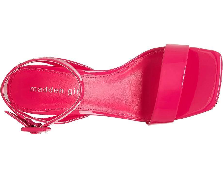 Lessa Sandal Product Image