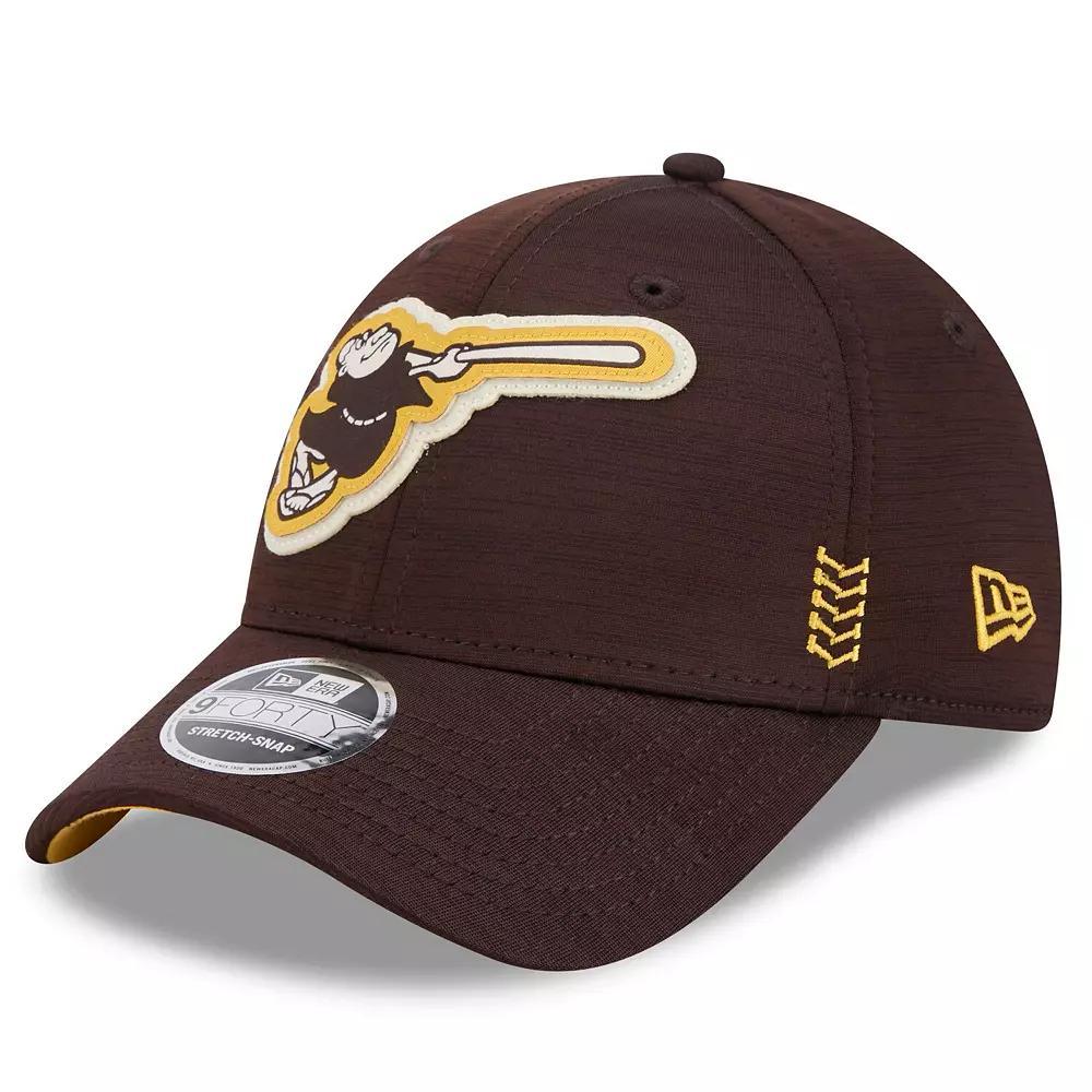 Men's New Era  Brown San Diego Padres 2024 Clubhouse 9FORTY Adjustable Hat Product Image