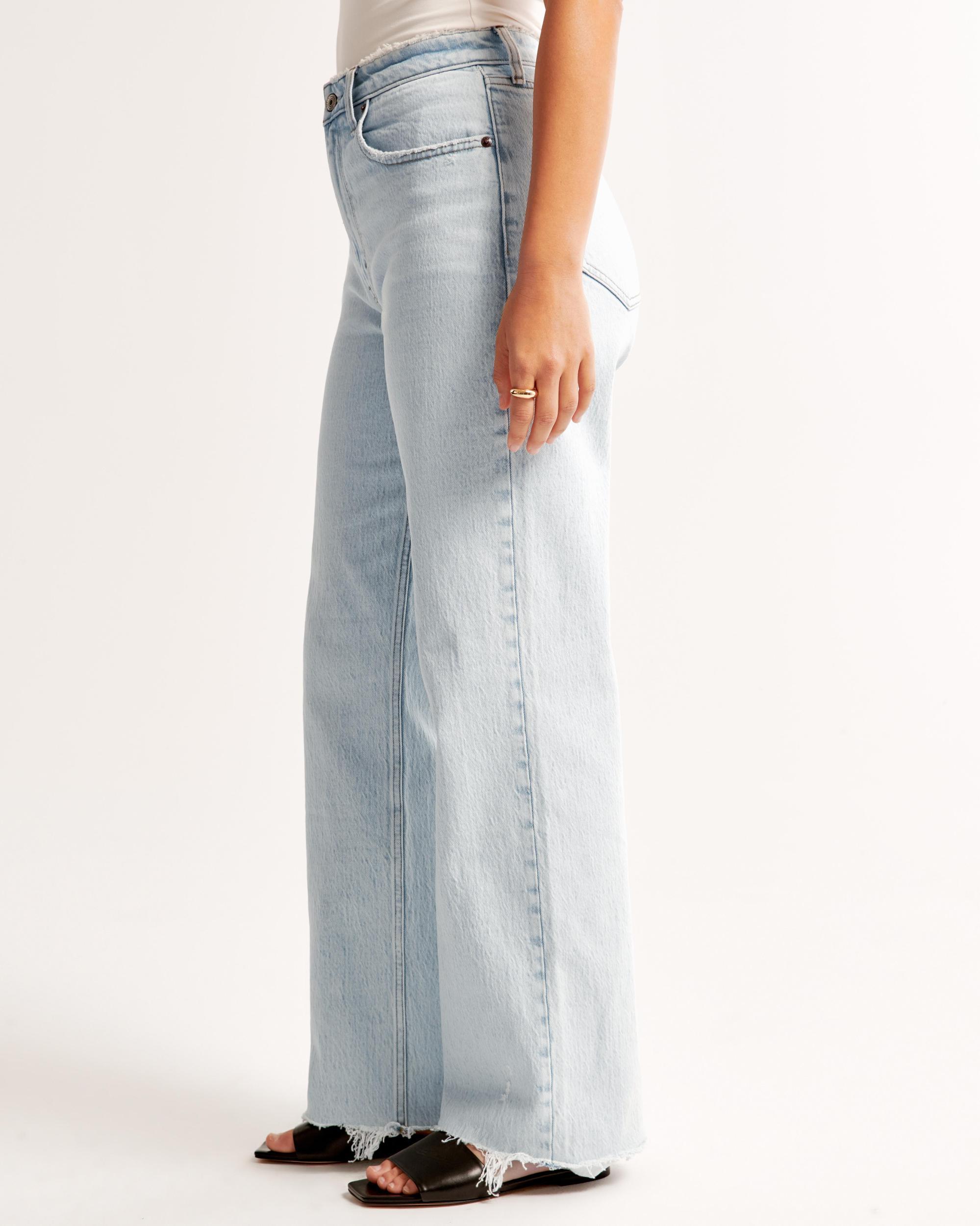 Curve Love High Rise 90s Relaxed Jean Product Image